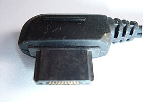 平型イヤホン端子接続